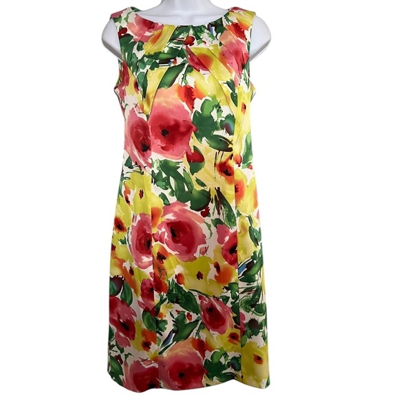 Alyx | Floral Print Dress | Front Pleated Detail - Picture 1 of 8